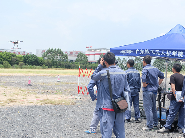 体育投注三亿体育航空-学院实践考区